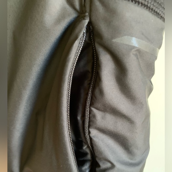 Athleta Nylon - neoprene - vest XS - Picture 4 of 8